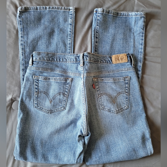 Levi 515 Boot Cut Jeans - Sz 10M, Light Wash, EUC - Picture 4 of 10